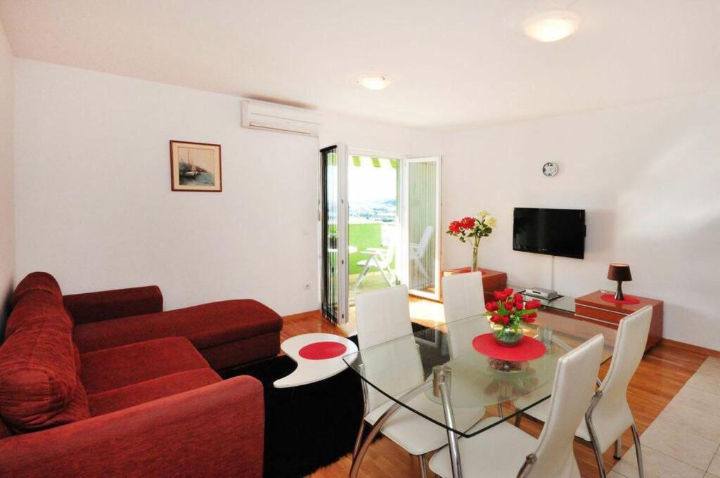 Apartment Beverly 1 Omis